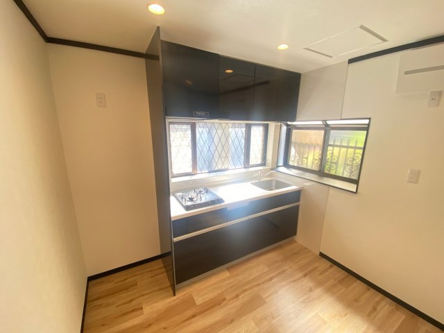 東野中戸建のキッチン