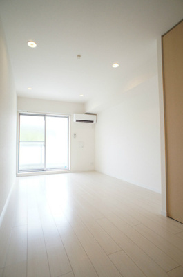 【洋室】 | リブリ・武蔵中原