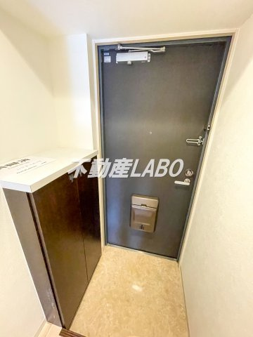 SWISS難波西の玄関