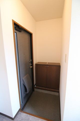 【玄関】 | ジュネストラスト