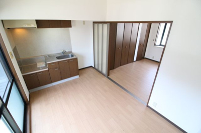 【居間・リビング】 | ジュネストラスト