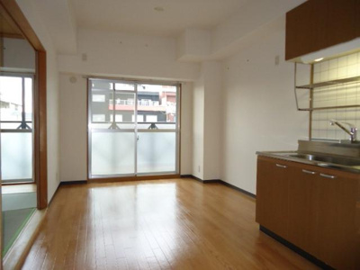 【キッチン】 | ミモザの館