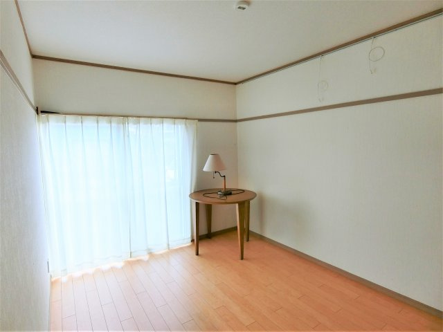 シャレーあそうⅠの洋室