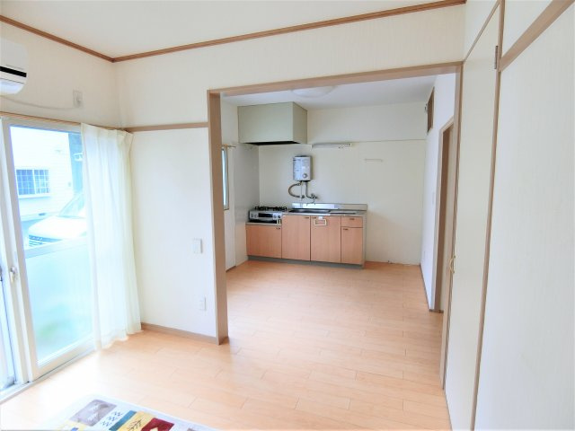 シャレーあそうⅠの居間・リビング