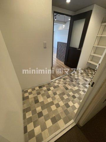 ポートヴィラ弁天の玄関