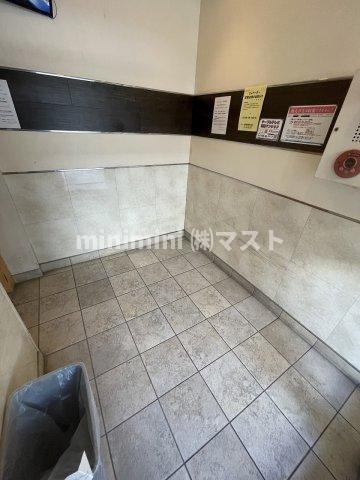 ポートヴィラ弁天のロビー