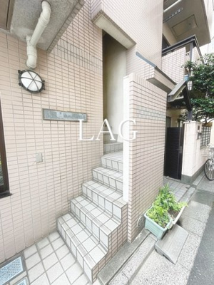 【エントランス】 | エスポアール | エントランスです。