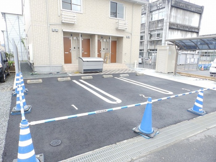 ウィルの駐車場