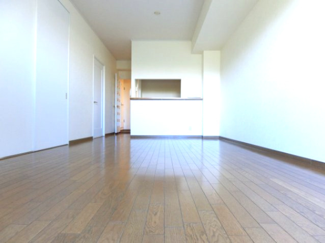 カトルセゾンの居間・リビング