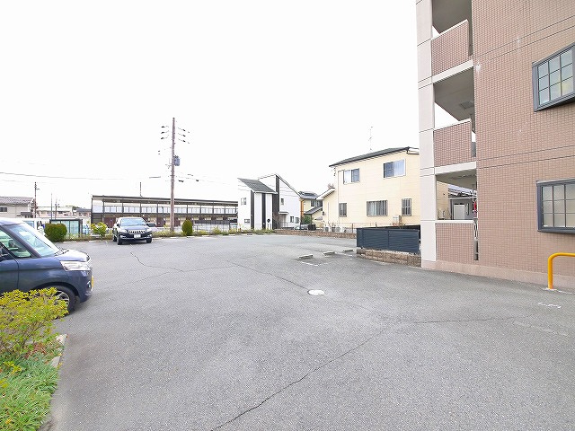 ＣａｓａＥ．Ｊ．Ｉの駐車場