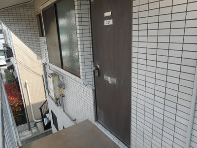 【玄関】 | 奈知ハイツ