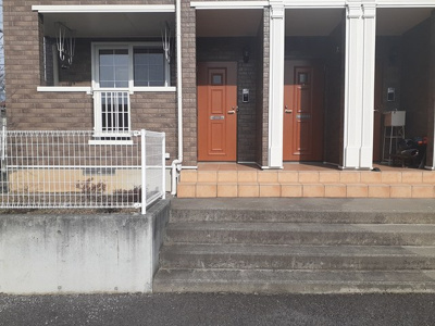 【エントランス】 | イーストラビリンス