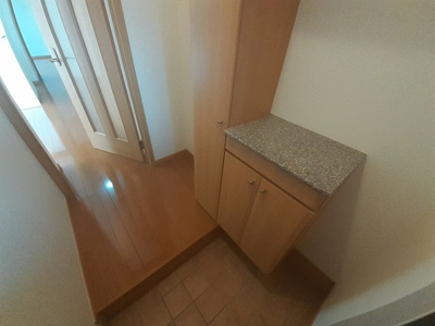 【玄関】 | イーストラビリンス