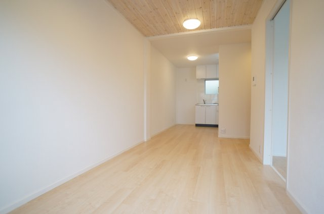 ハイツ77-Ⅰの居間・リビング