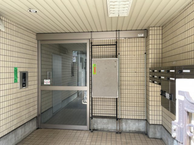 【エントランス】 | エステート西山