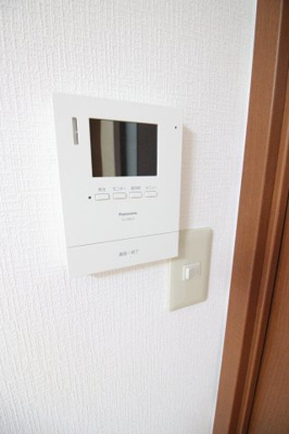 【セキュリティ】 | 富士見ハイツ | 安心なTVモニター付きインターホンです☆
