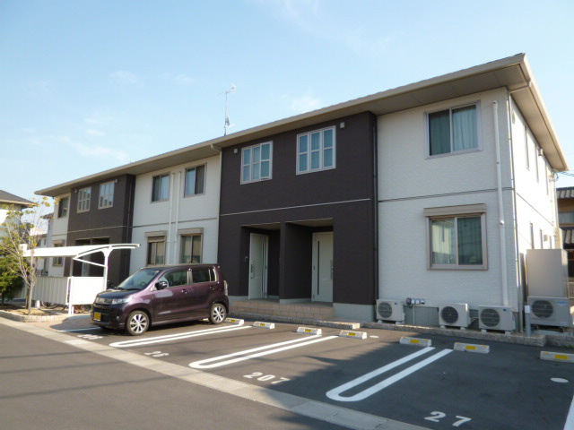ヴィラーチェ川入Ｂの外観