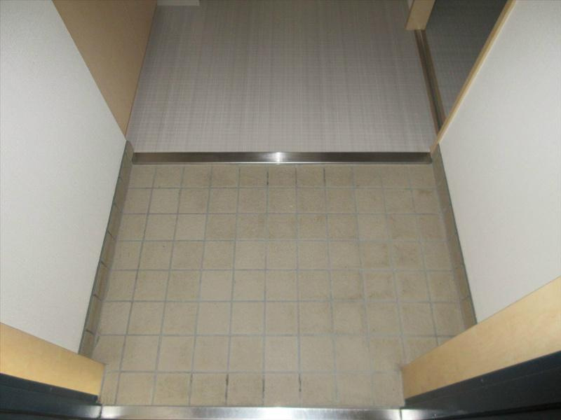 プレステージ新栄の玄関|プレステージ新栄※反転タイプ