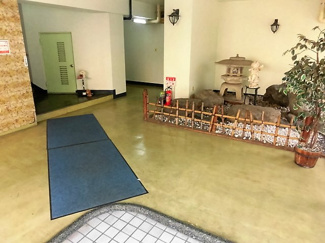 【ロビー】