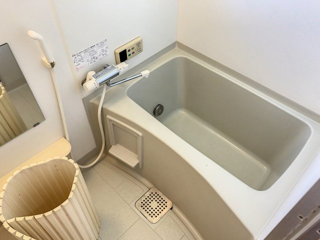 シャルム桜田の丘の浴室