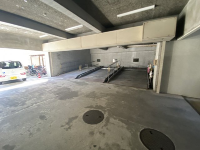 【駐車場】 | コマウイング