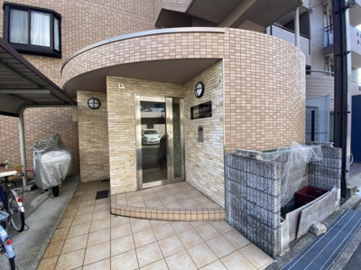 【エントランス】 | COM服部