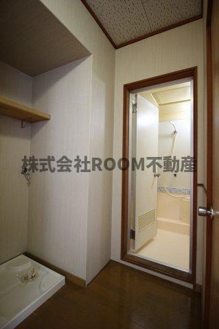 エミネンスの洗面所|コンパクトで使いやすい洗面所