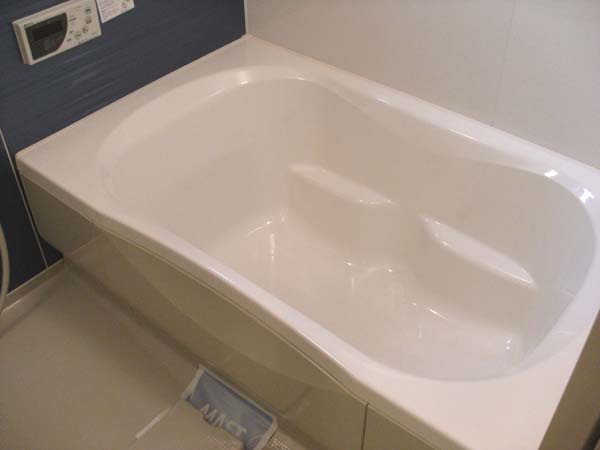 グリーンルーフの浴室|落ち着いた空間のお風呂です