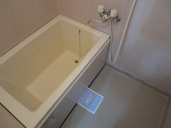 岸和田市田治米町の賃貸マンションの浴室|お風呂です