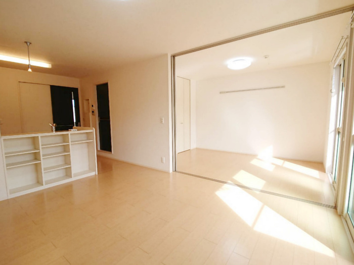 ミモザコートの居間・リビング|リビングです