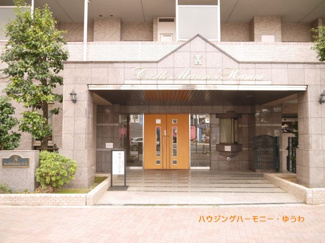 【その他共用部分】 | 大理石張りの高級感あるエントランス。