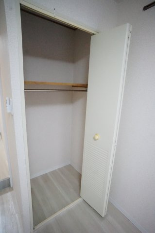 ジョイフル津田沼の収納|※別のお部屋の写真になります。