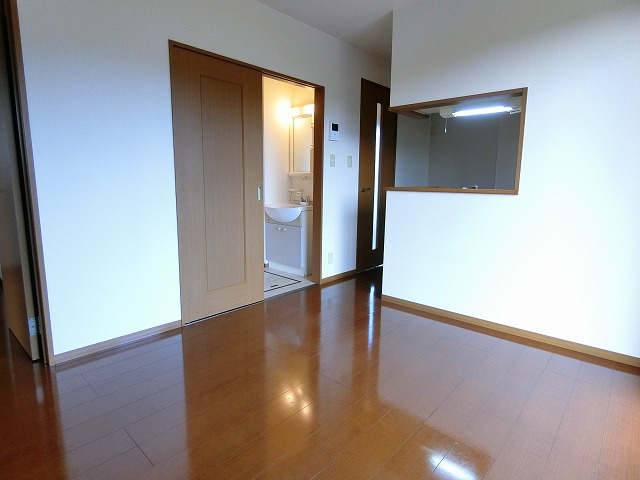 町田タウンハウスCの居間・リビング