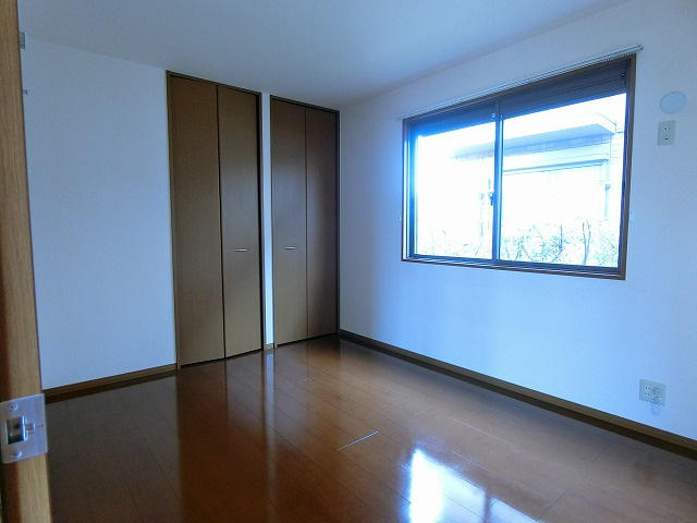 町田タウンハウスCの寝室