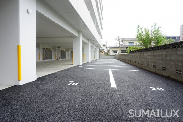 Cheersの駐車場