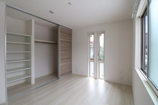 メゾン アイリスの寝室