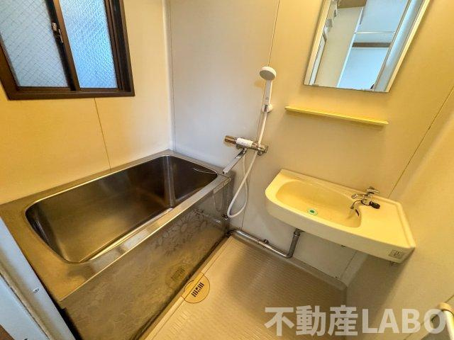 中川マンションの浴室