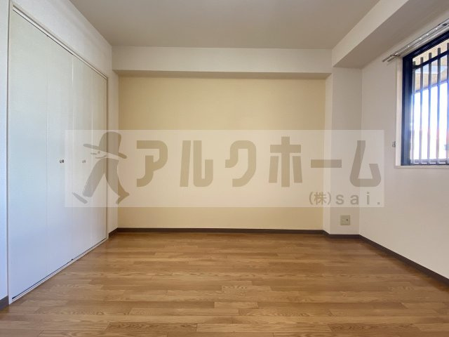 エクセレンスの洋室