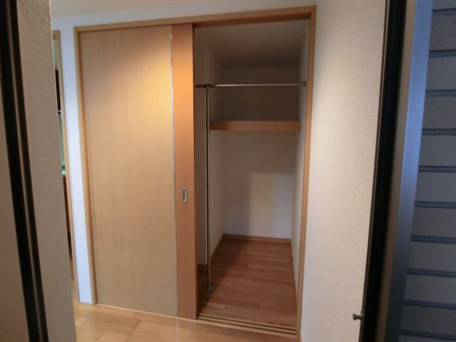 リッチ元住吉の収納