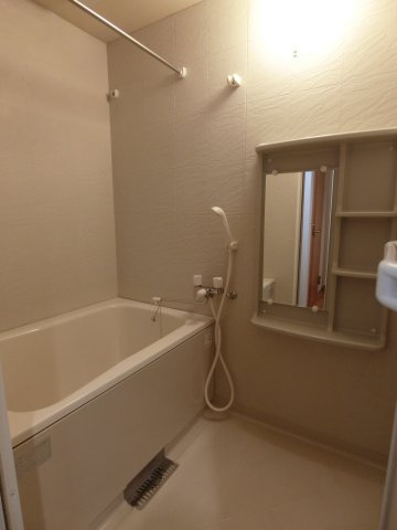 リッチ元住吉の浴室