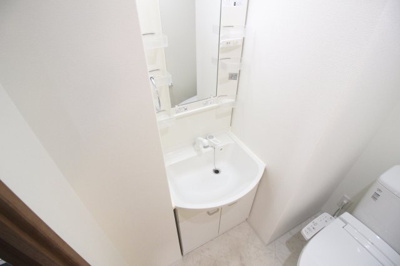 【洗面所】 | リアーレ北田辺 | 独立洗面台