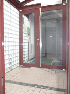 【エントランス】