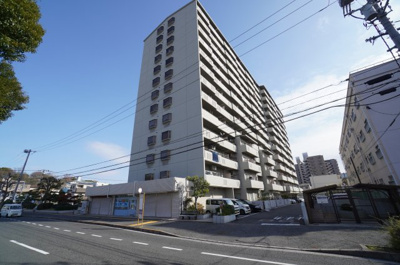 【外観】 | エバーグリーン江波山（リノベ済） | 現地（2022年12月4日11：00頃）撮影