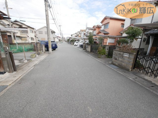 【その他】 | 加古郡播磨町東野添3丁目　中古戸建 | 前面道路は広々としておりますので、お車の運転が苦手な方でも安心ですね。