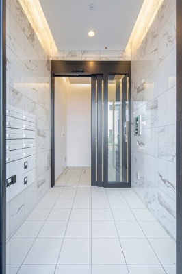 【エントランス】 | ＣＡＬＬＡＳ　ＳＴＹＬＥ　ＴＡＭＡＧＡＷＡ～カレススタイル多摩川～