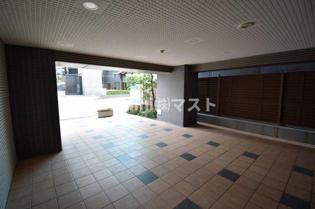 ミモサ中津のエントランス