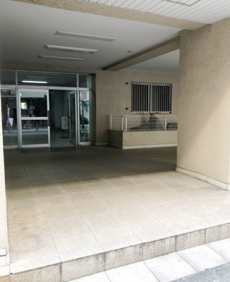 【エントランス】 | 本町ハイツ