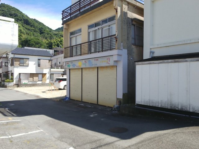 三津郵便局跡地の周辺