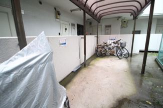 【その他共用部分】 | 自転車置き場・バイク置き場無償で貸し出ししています！