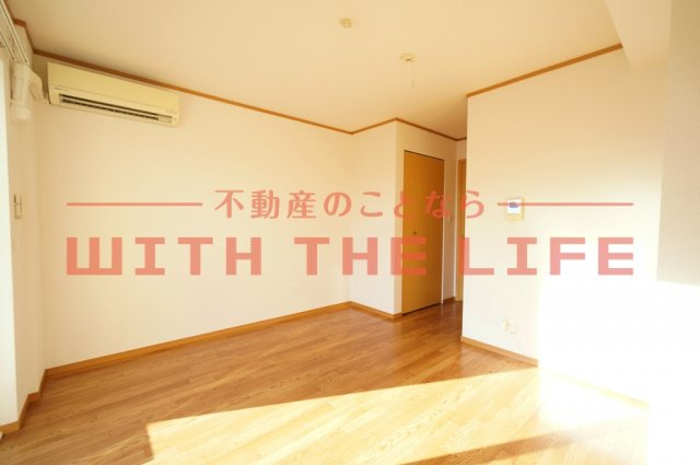 フローラ【キャッシュバック対象】の洋室|落ち着いた色調の洋室です